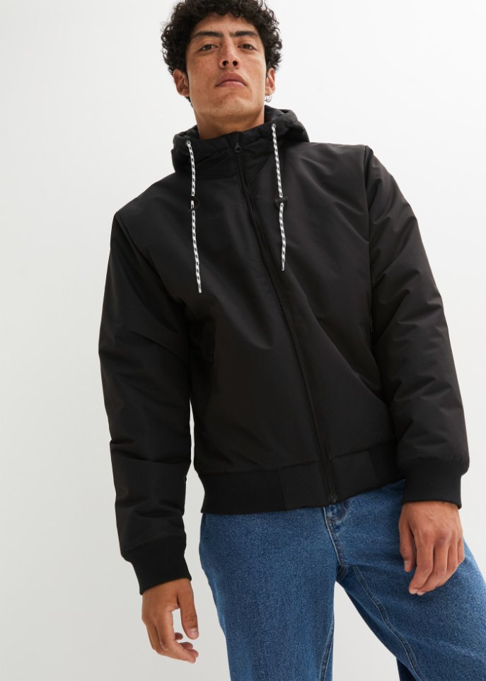Winterjacke mit Kapuze und recyceltem Polyester