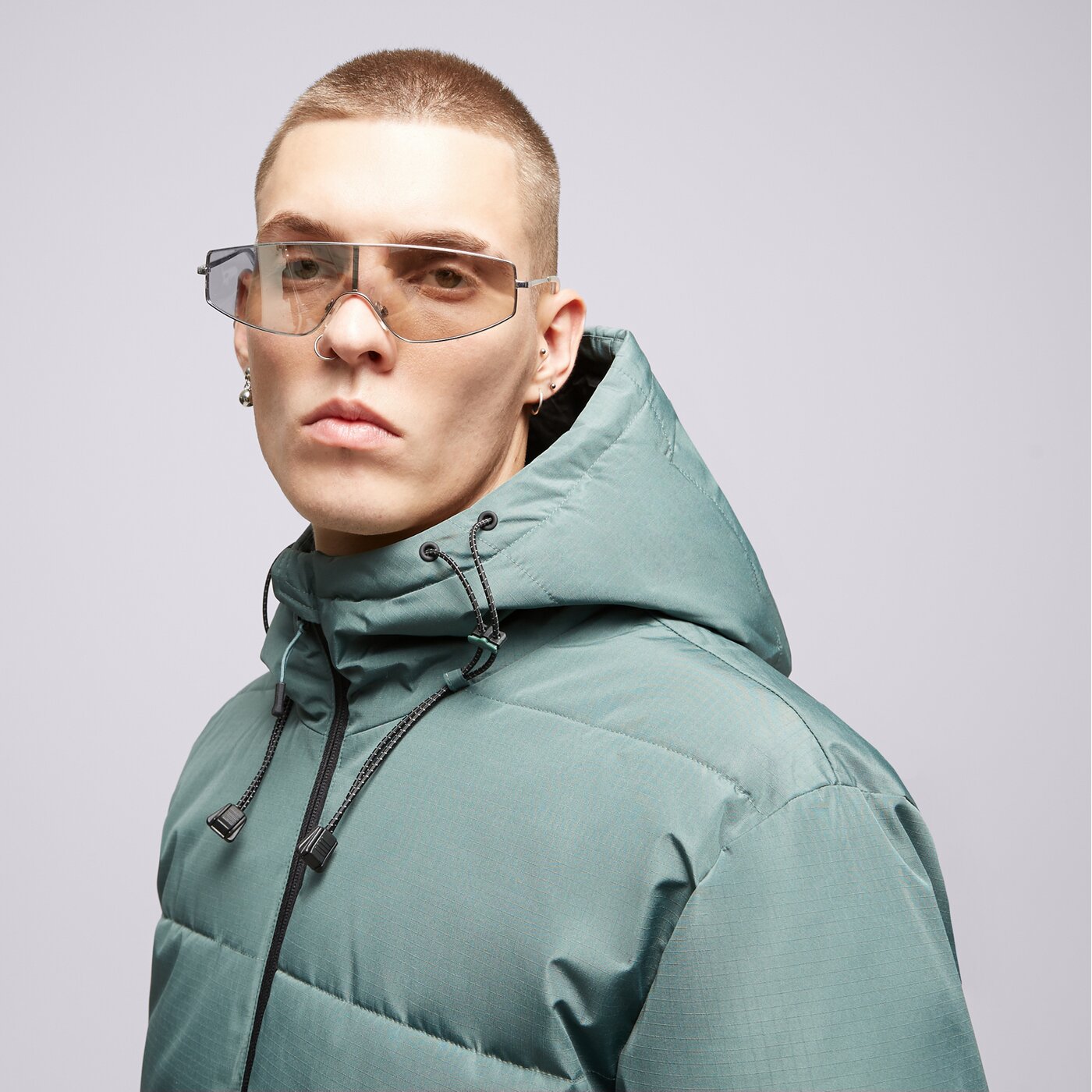 CONFRONT JACKE ESSENTIAL JACKET GREEN Grün