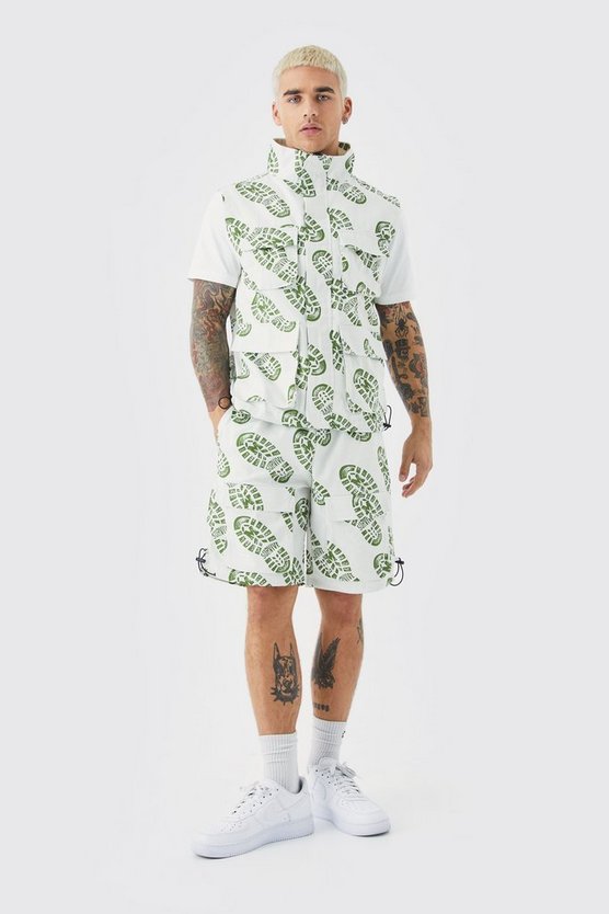 Ärmellose Twill-Weste mit Trichterkragen & Shorts