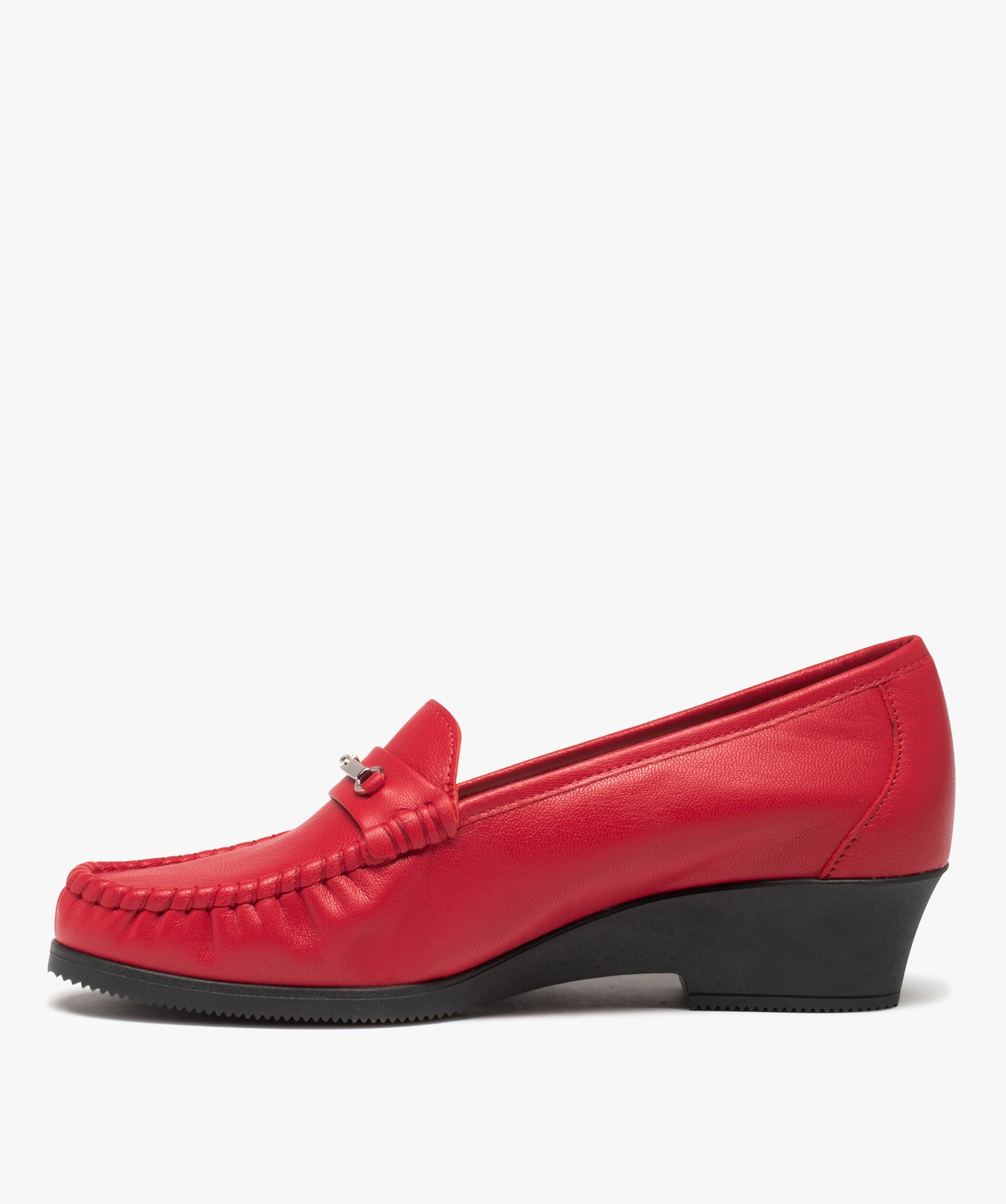 Mocassin femme confort à talon compensé dessus cuir uni rouge | GEMO