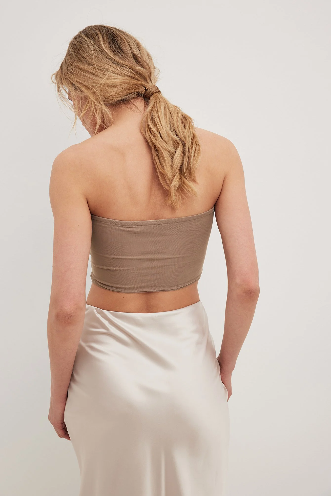 Bustier-Bandeautop aus Netzgewebe