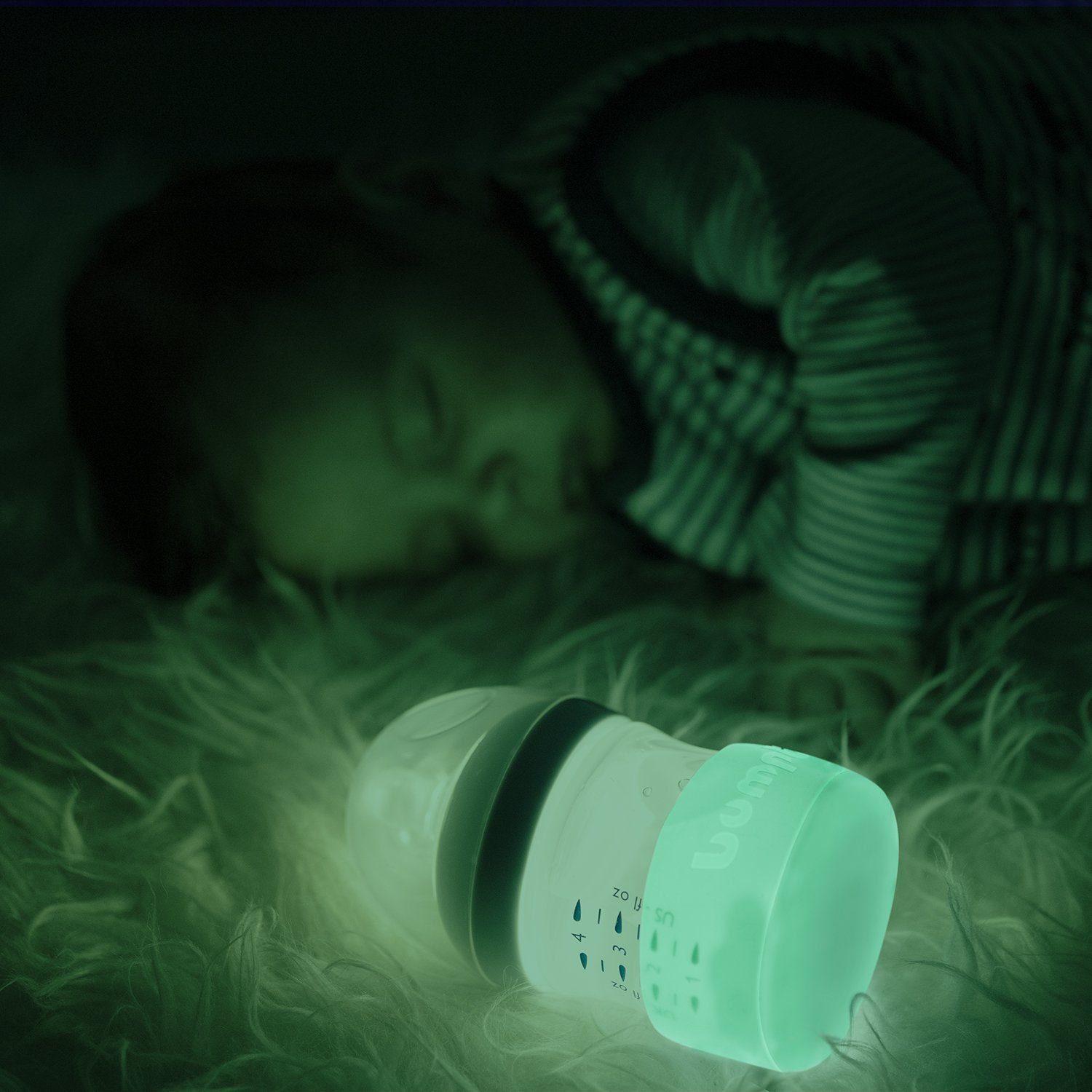 bumpli® Babyflasche Selbstleuchtendes Nachtlicht für Milchflaschen, lädt sich tagsüber automatisch auf, stoßfest