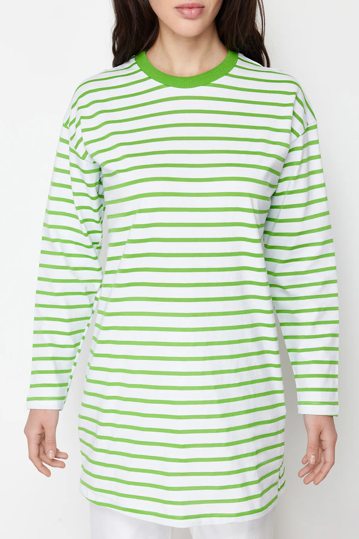 Trendyol Modest  Pistaziengrün gestreifte Stricktunika TCTAW22UK0240
