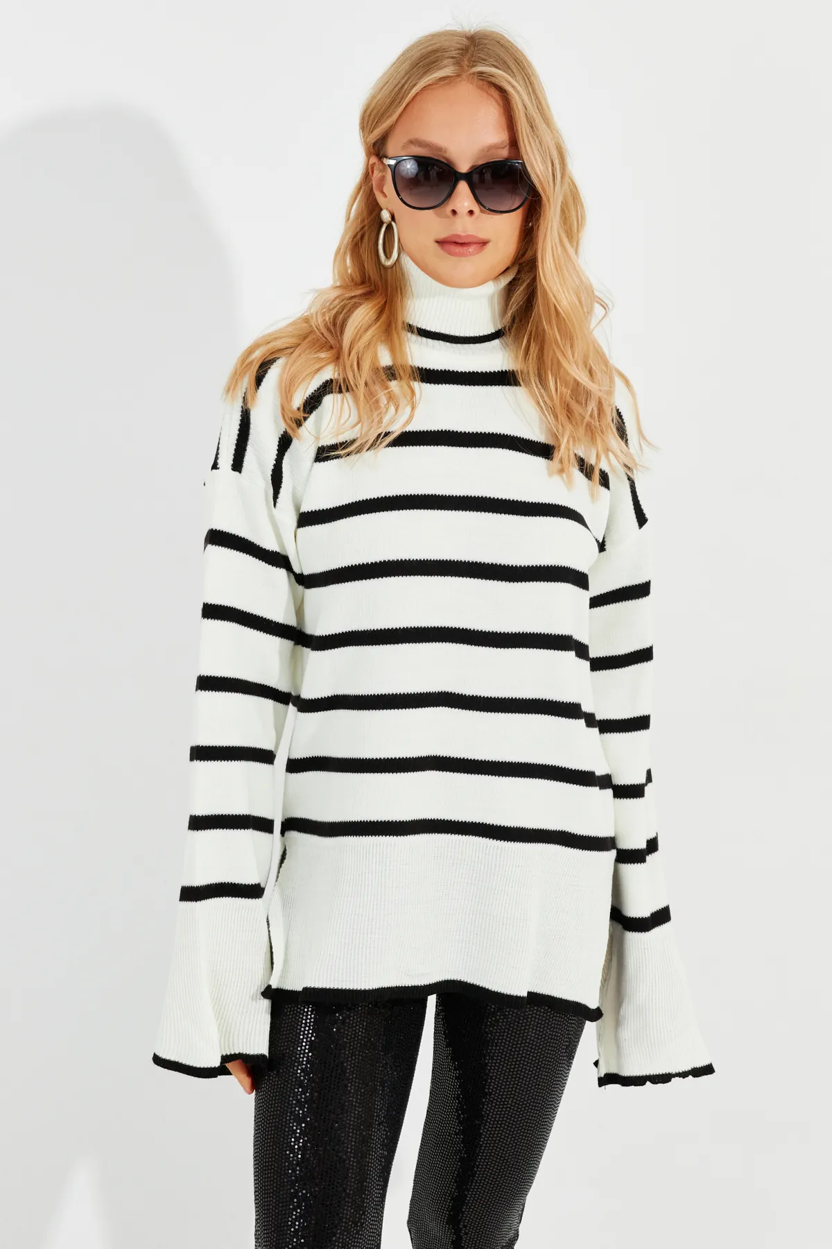 Cool & Sexy  Pullover - Ecru - Regular Fit