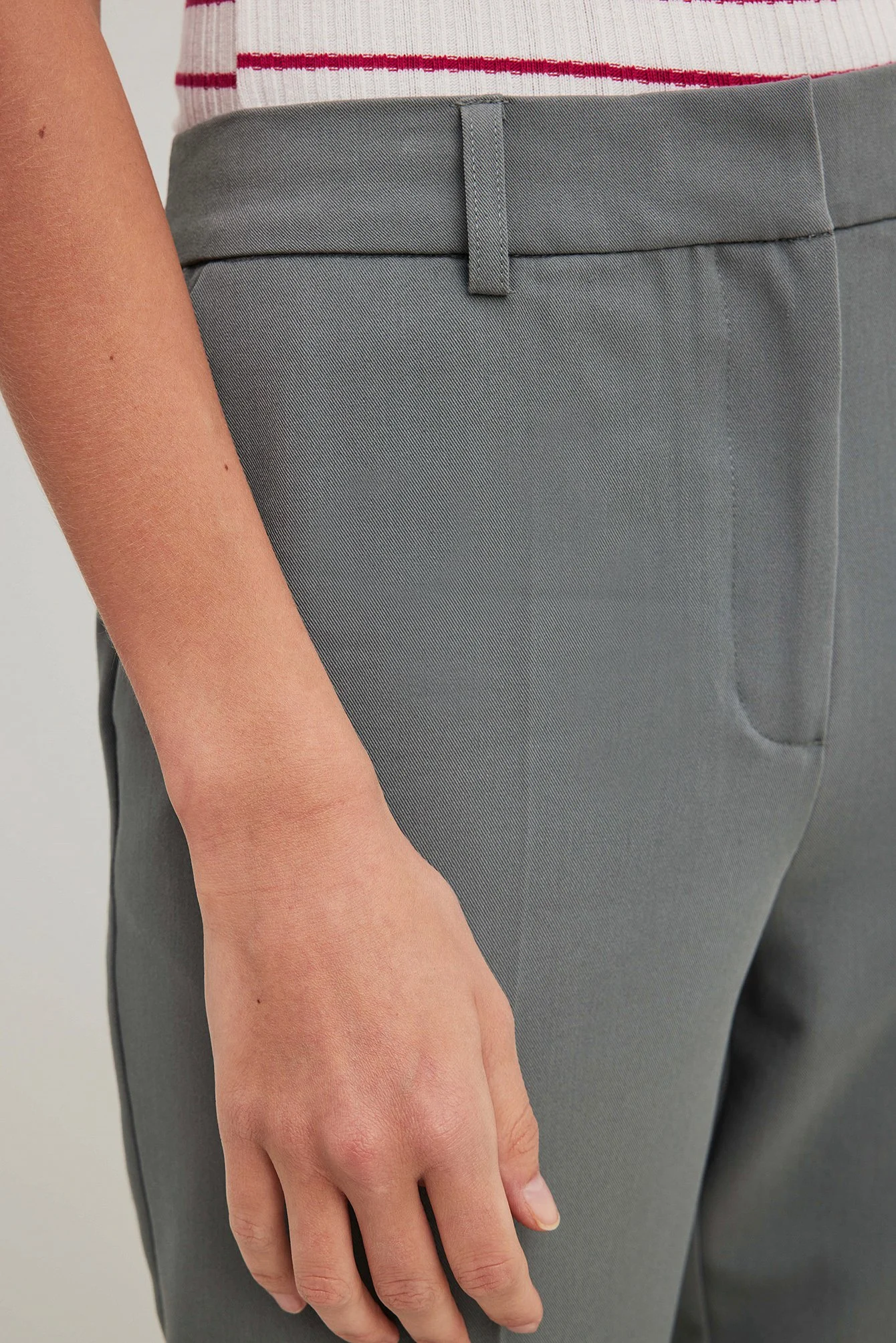 Anzughose mit mittlerer Taille und geradem Bein