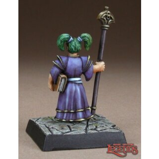 Petra Posiedew, Gnome Sorceress