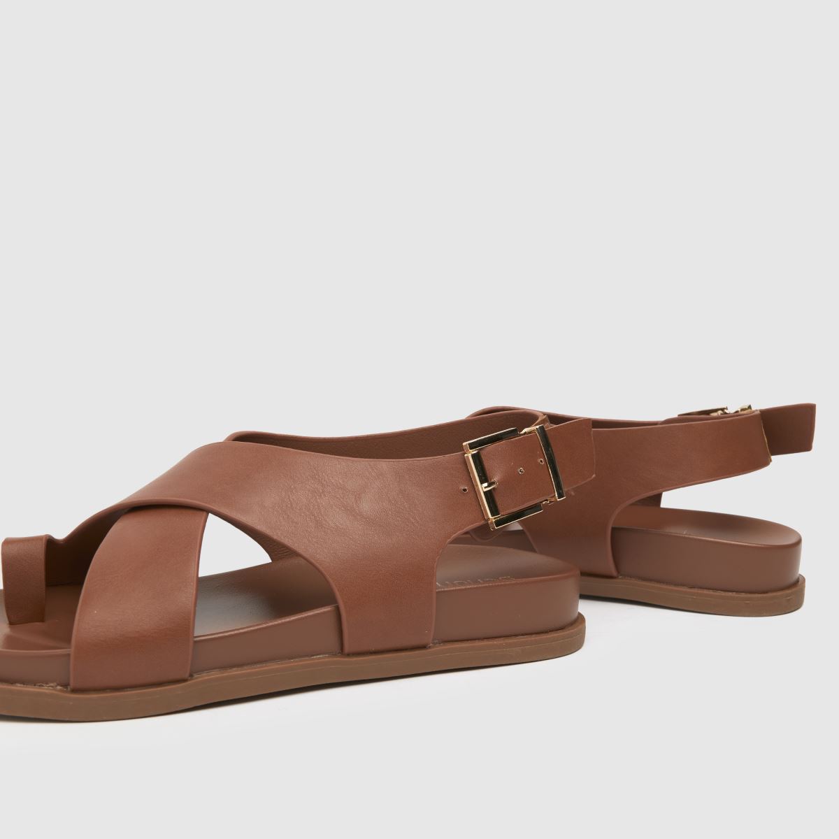 Schuh – Thalia – Bruna sandaler med tåögla och fotbädd