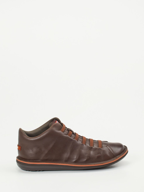 Boots-47112090561 Camper