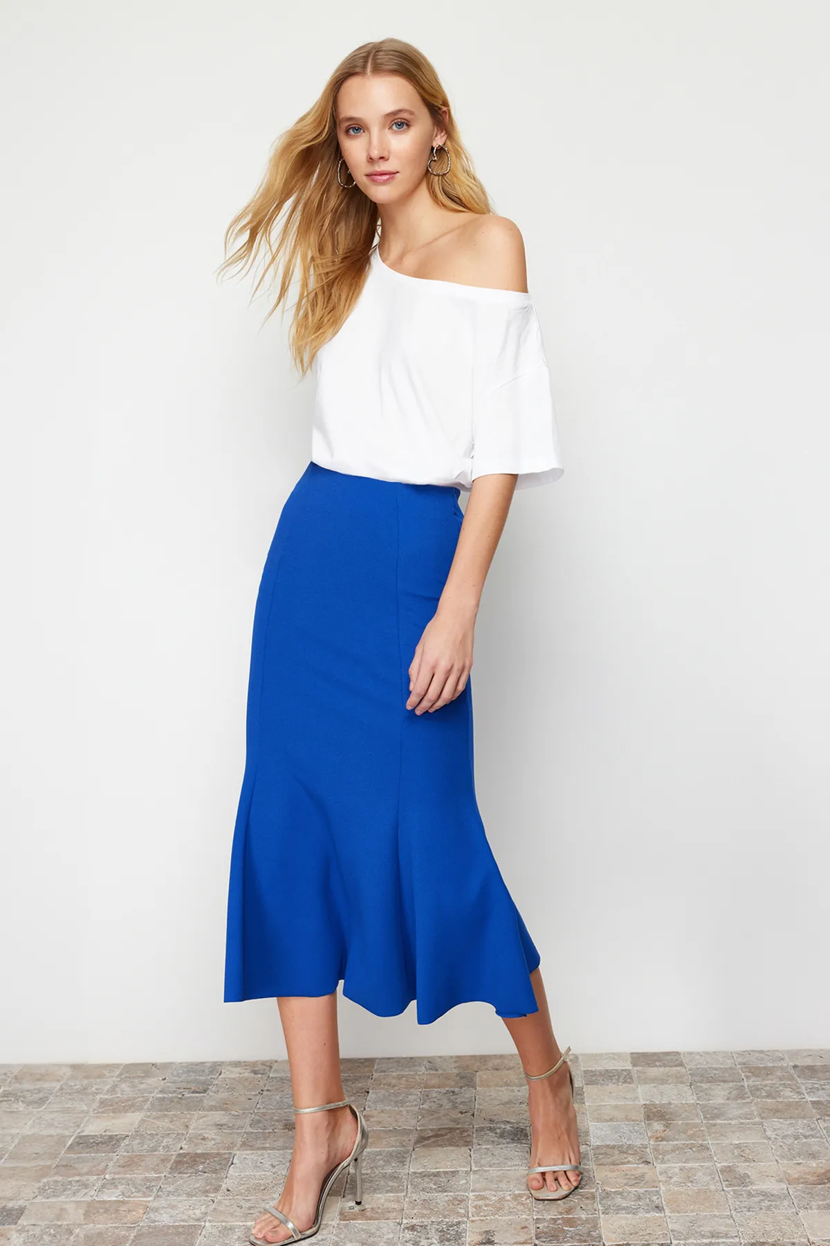 Trendyol Collection  Saks Midi-Plissee-Stretch-Strickrock TWOSS24ET00037