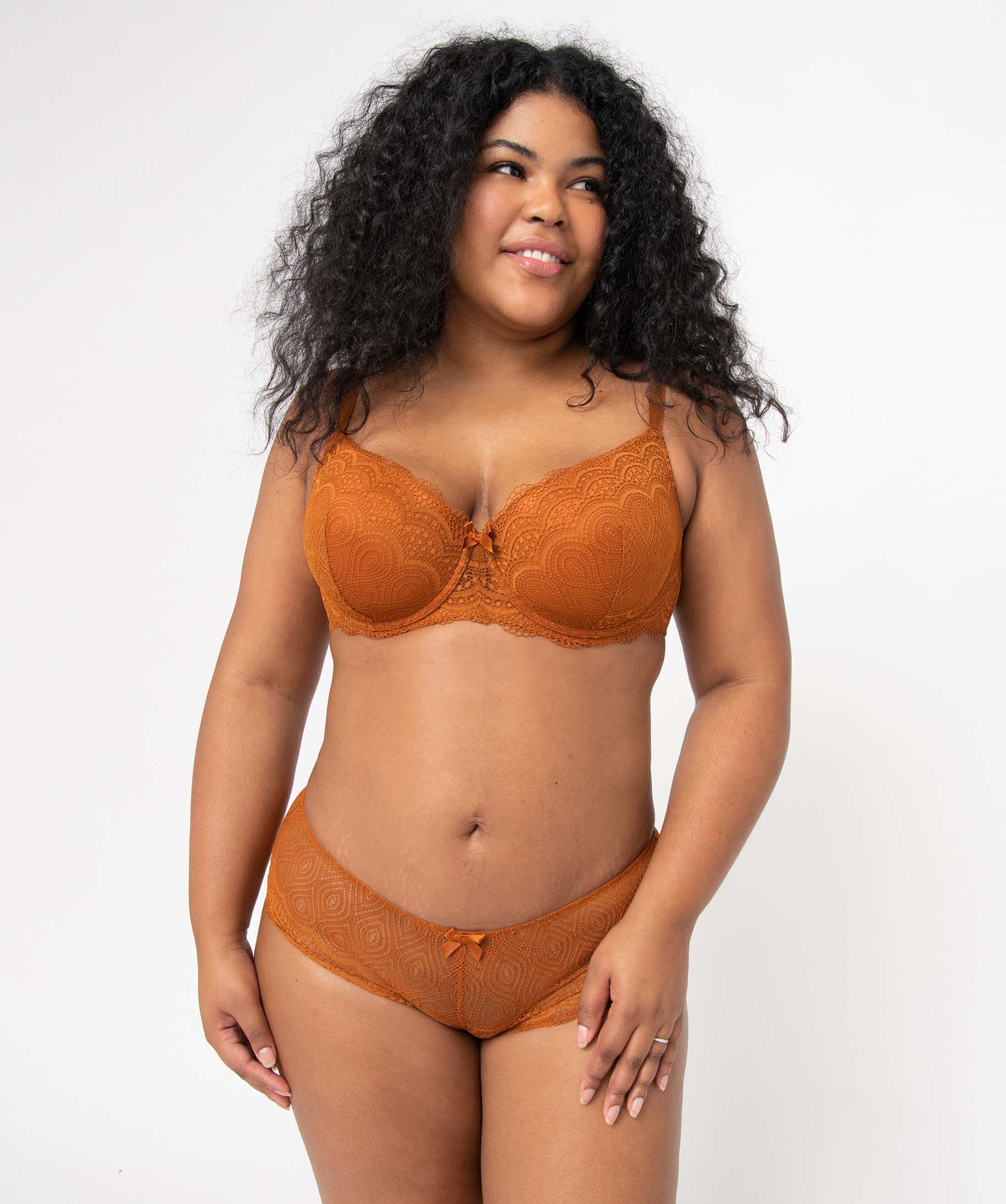 Soutien-gorge grande taille à armatures et coques fines marron | GEMO