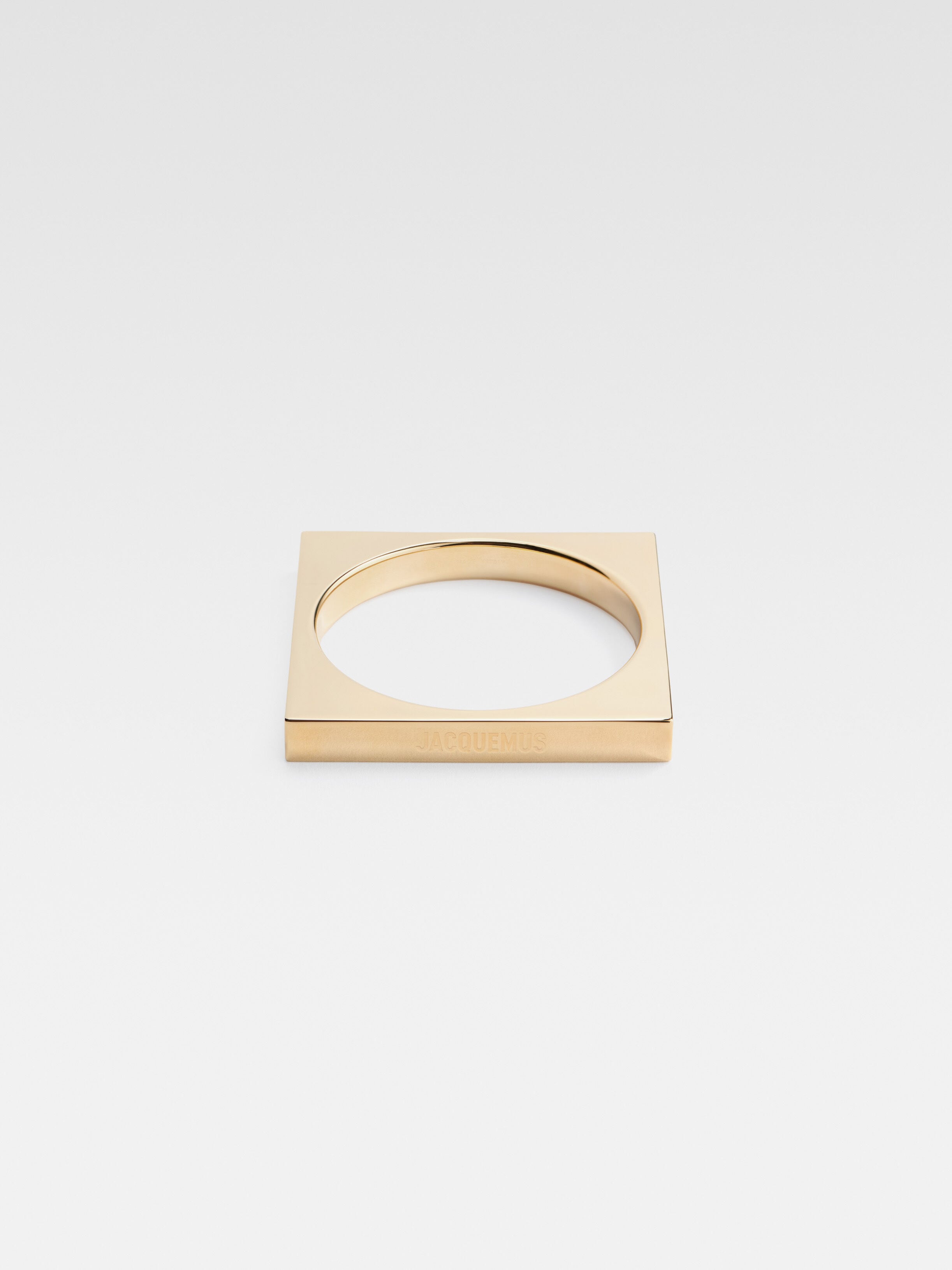 Le bracelet carré
