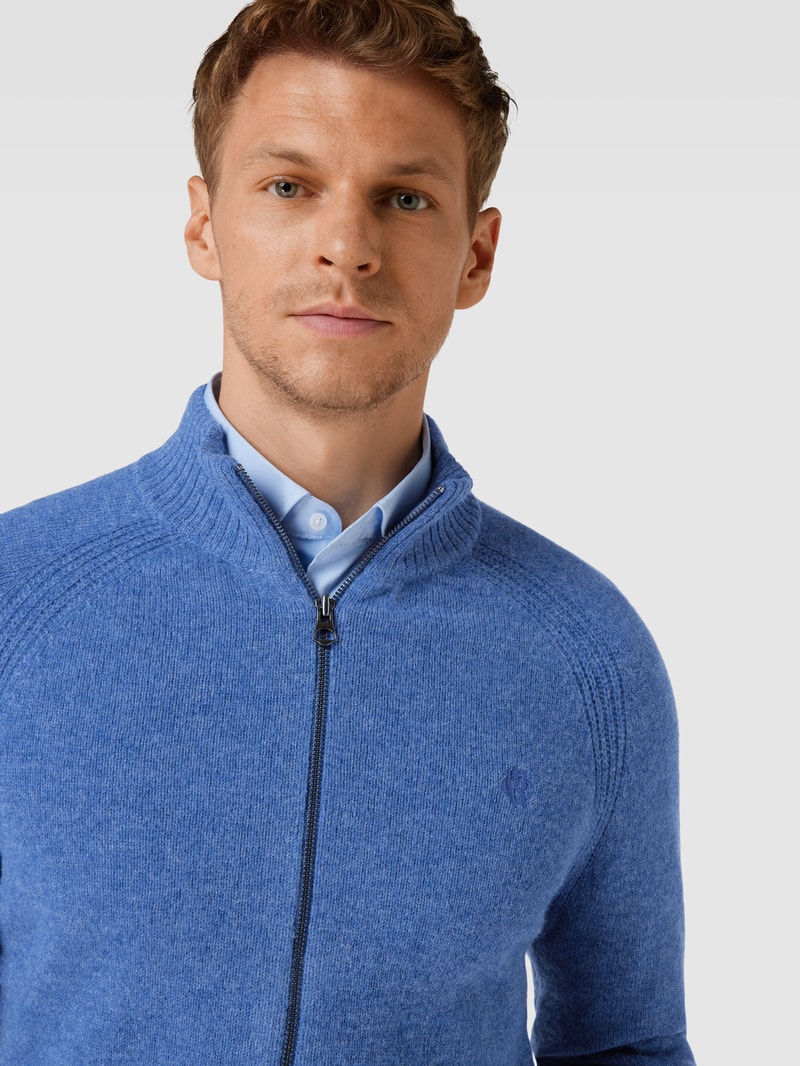 Strickjacke mit Label-Stitching Modell 'GEORG' in royalblau meliert