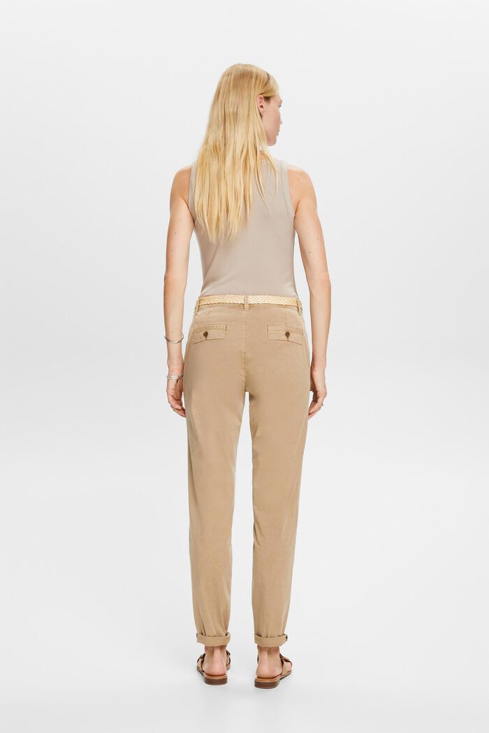 Chinohose mit Gürtel