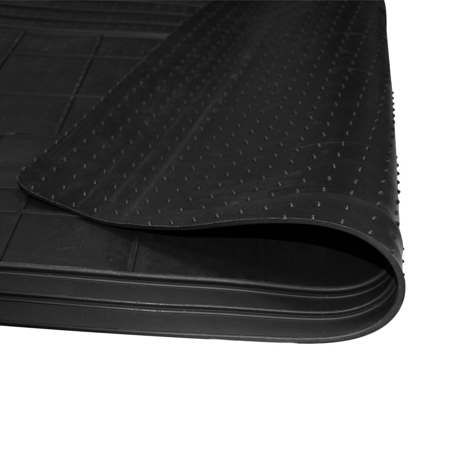 Universal Gummi-Kofferraummatte, Auto Gummimatte Kofferraum, 102 x 68 cm in Schwarz, 1 Stück - ATU