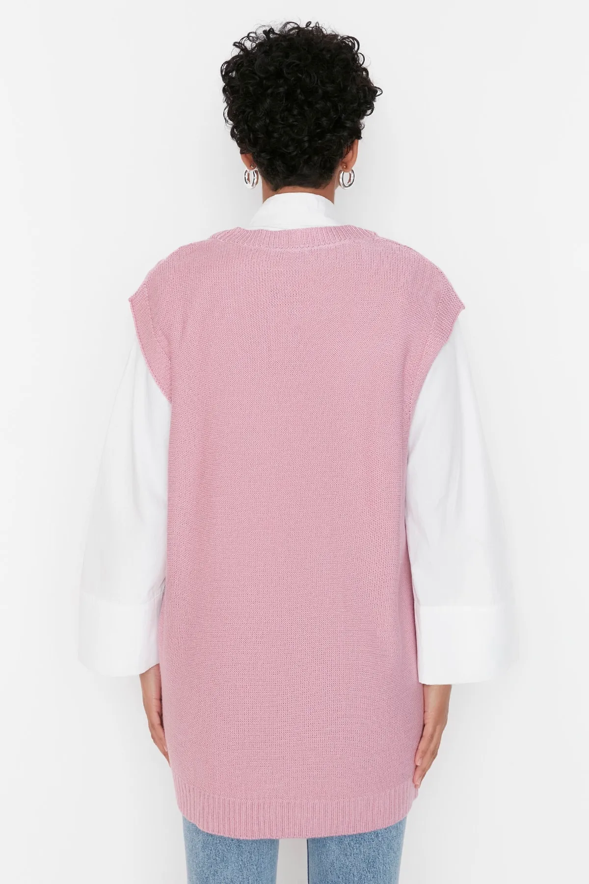 Trendyol Modest  Rosa Strickpullover mit V-Ausschnitt TCTAW23SV00005