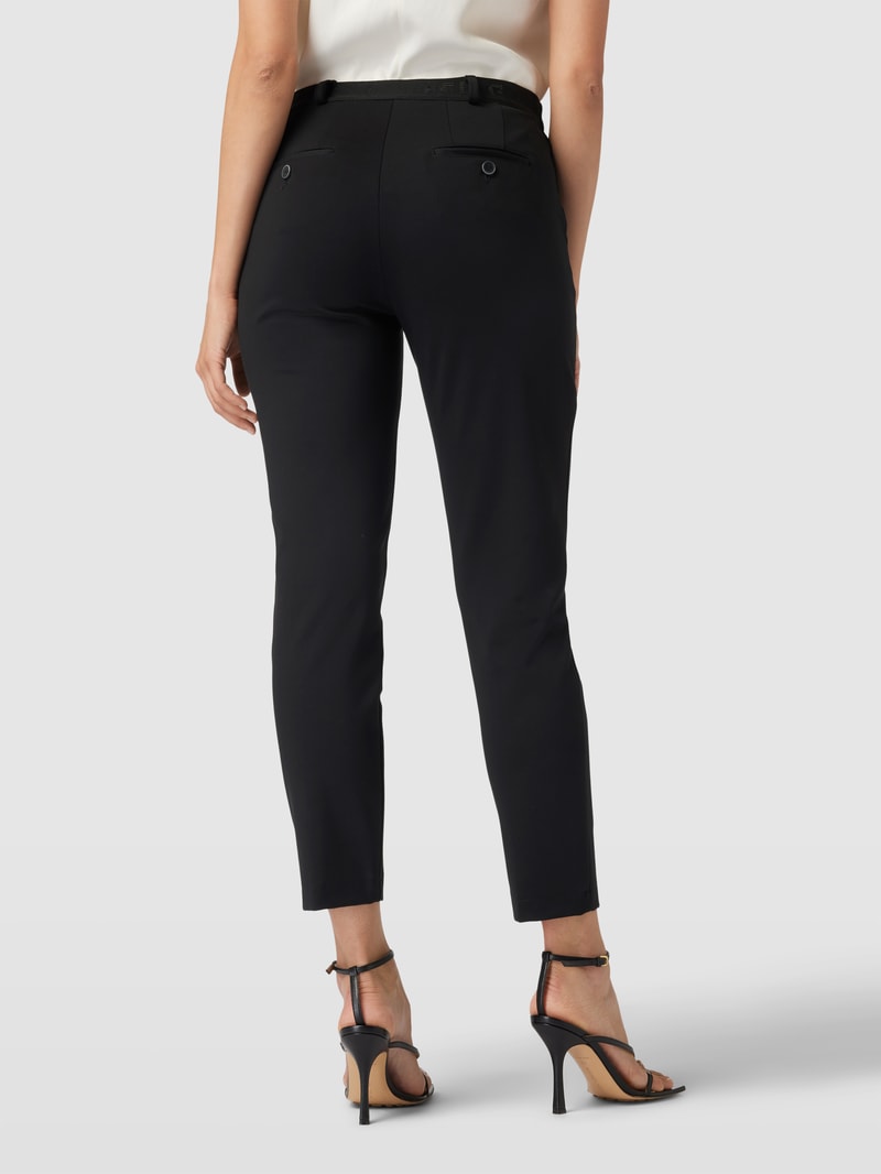 Stoffhose mit Bügelfalten in schwarz