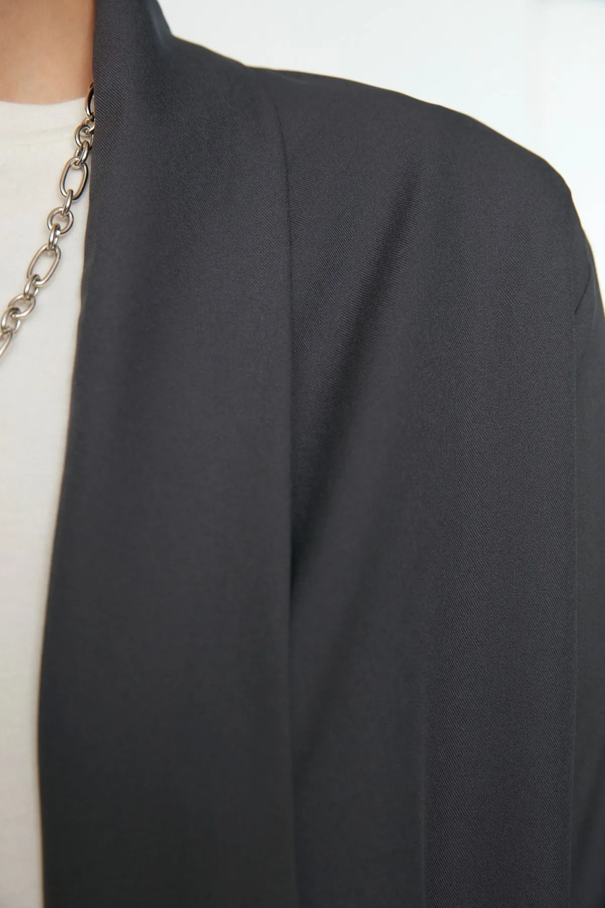 Trendyol Modest  Dunkelgrauer gewebter Anzug mit weitem Bein und Jacke und Hose TCTSS22US0123
