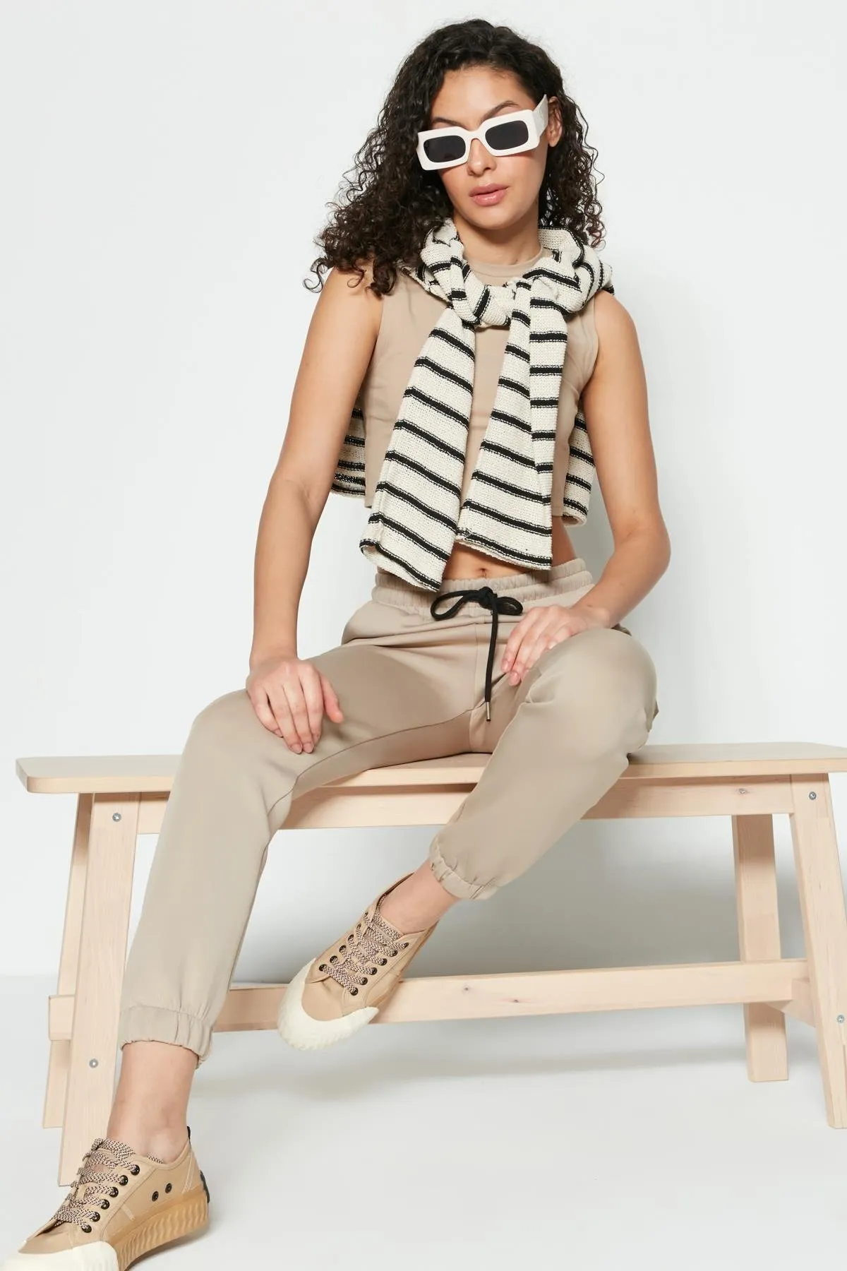 C&City  Basic Jogger-Jogginghose 802 Stone