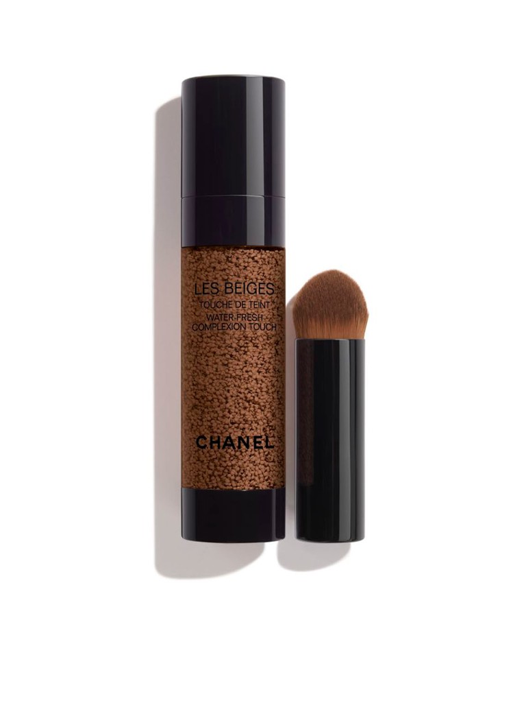 REPREZENTAREA FUNDATIEI CHANEL LES BEIGES