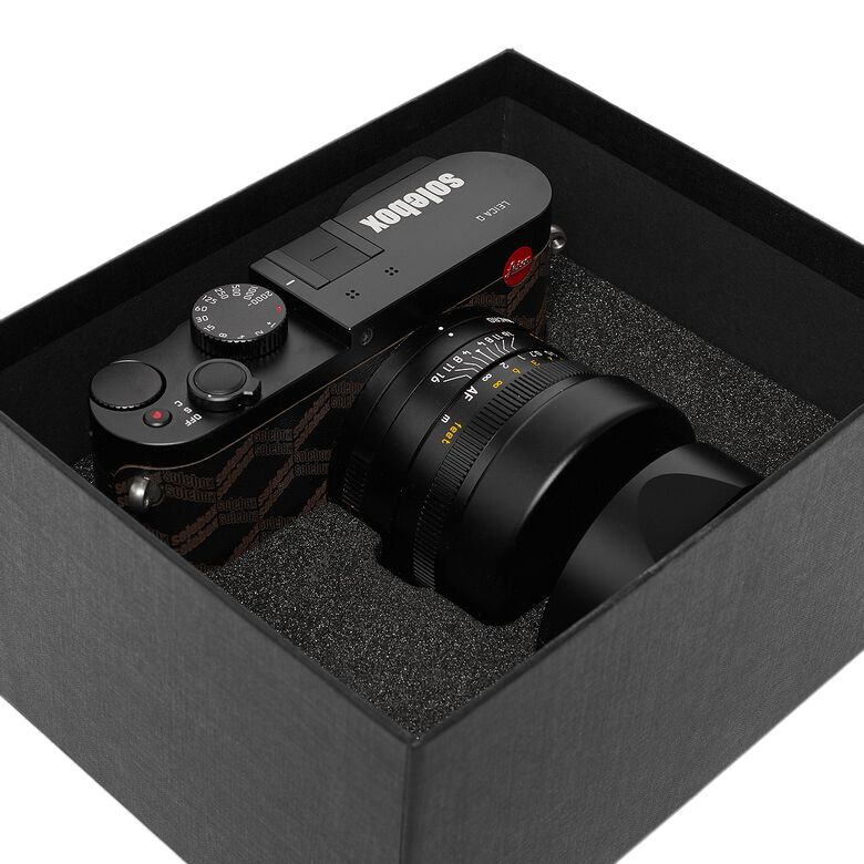solebox solebox x Leica Q | nur per E-Mail Anfrage black