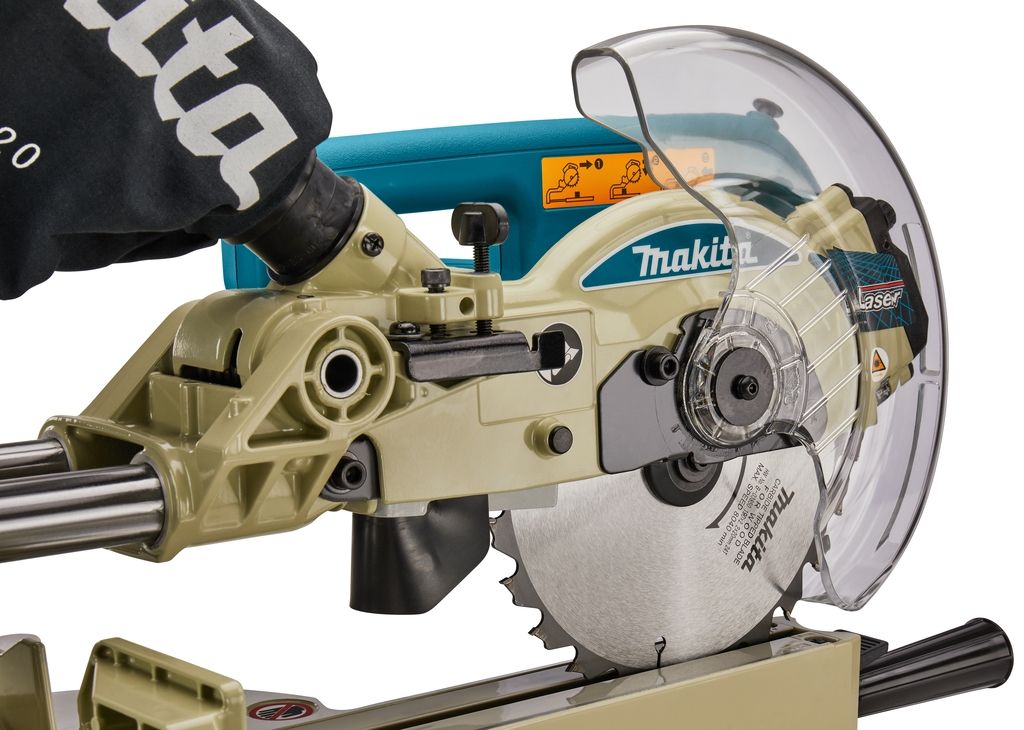 Makita LS0714LN 230V gérvágó fűrész 190 mm