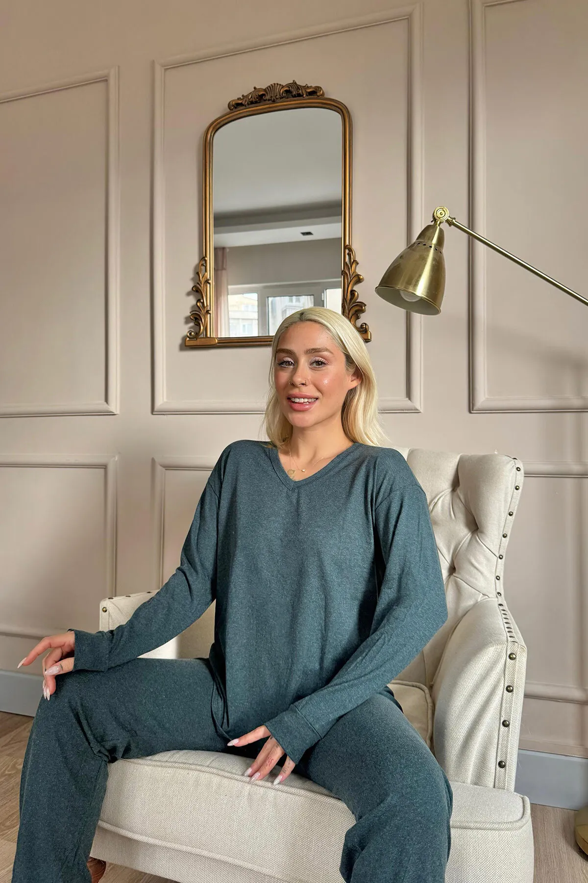 Pijamaevi  Langärmliges Damen-Pyjama-Set aus grünem Bambus