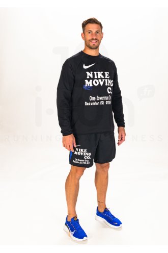Nike Moving M