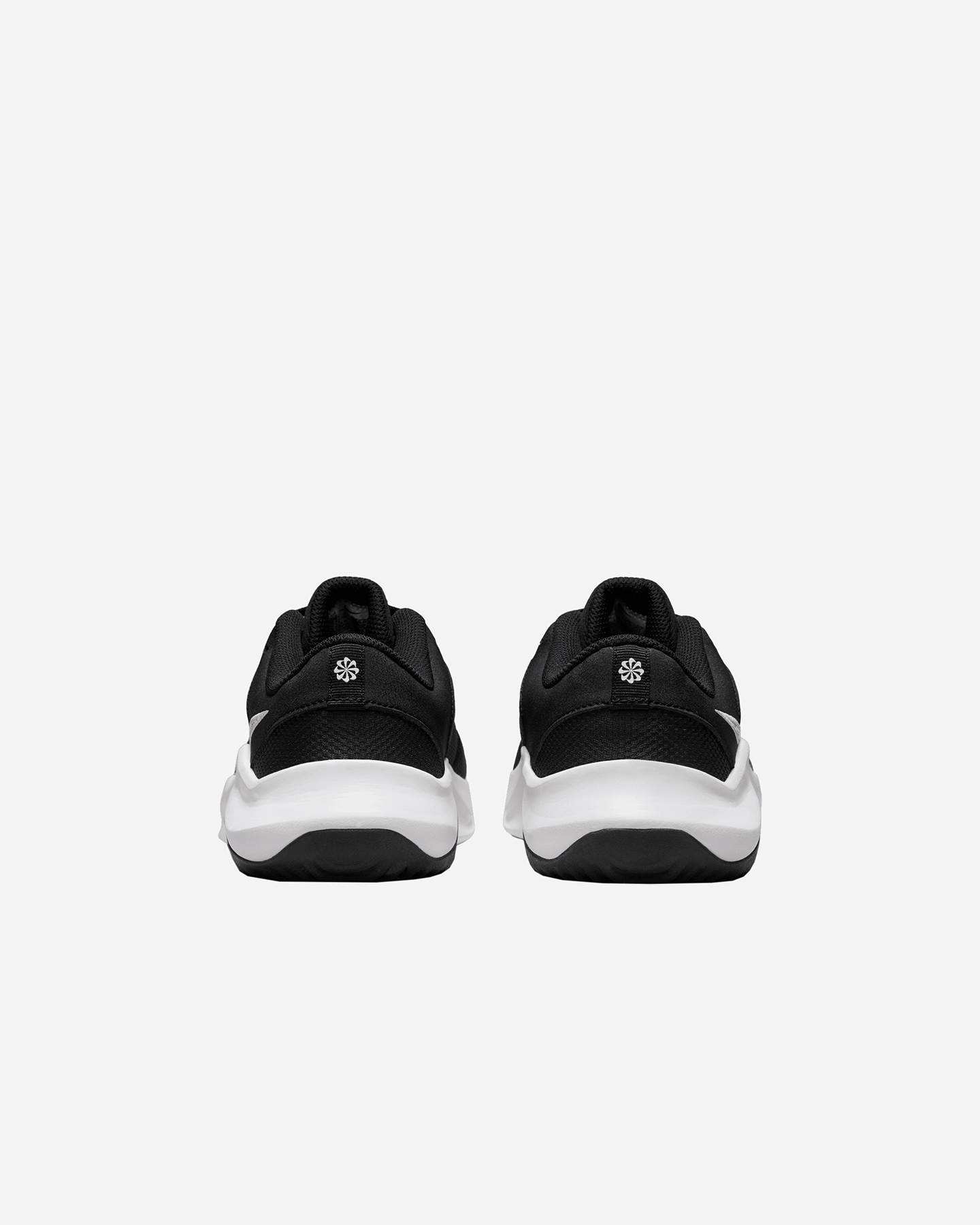 Tréningové topánky Nike Legend Essential 3 M DM1120-001