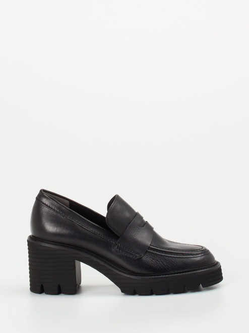 Slipper-15190090046 Kennel & Schmenger