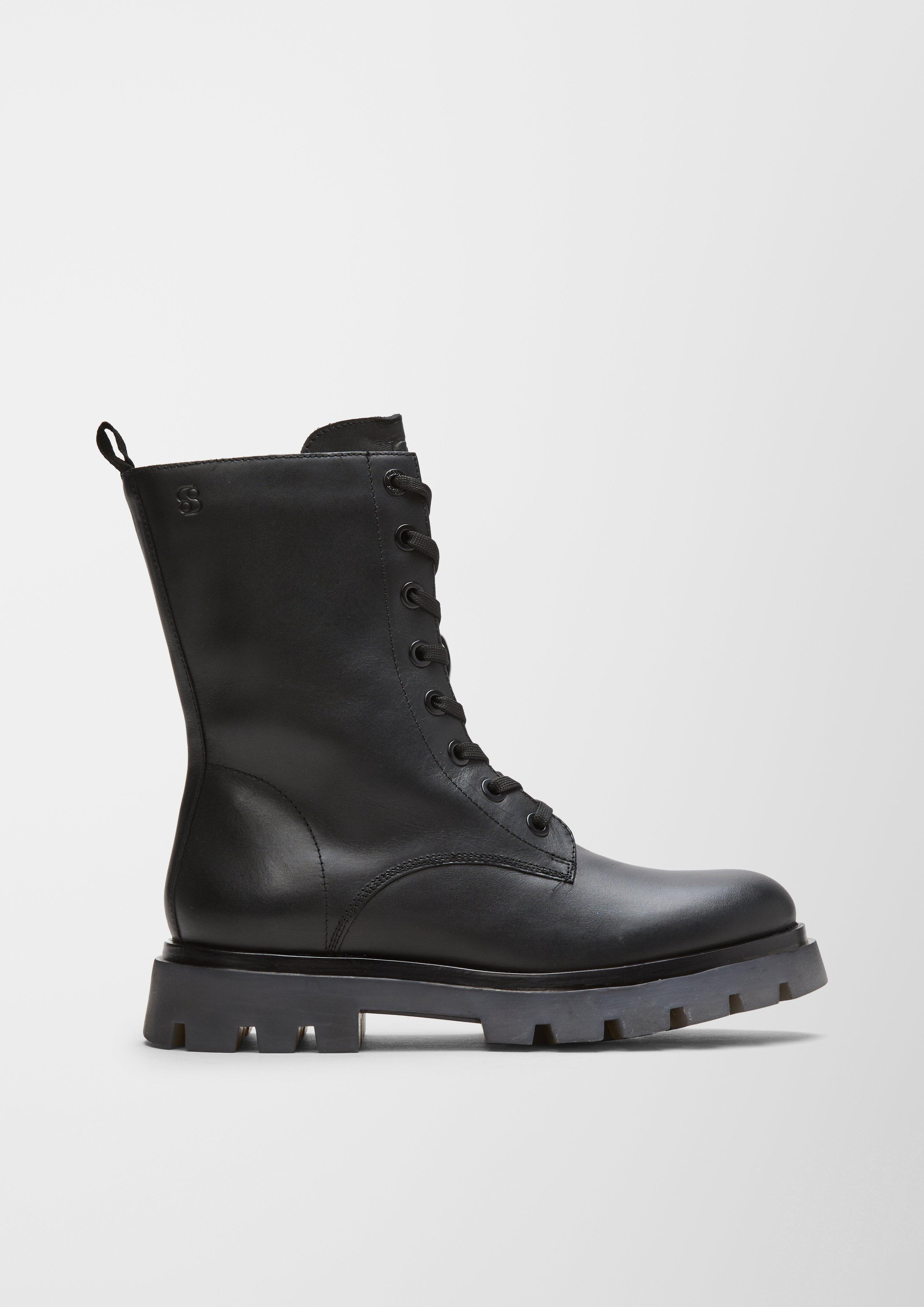 Gefütterte Stiefel aus Leder  6006601-001