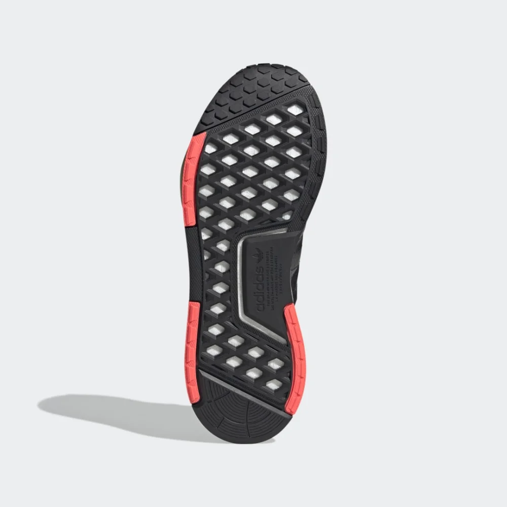 adidas NMD V3 GW3064 / schwarz