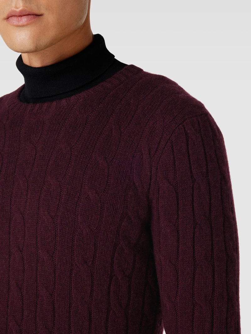 Kaschmirpullover mit Zopfmuster in bordeaux rot