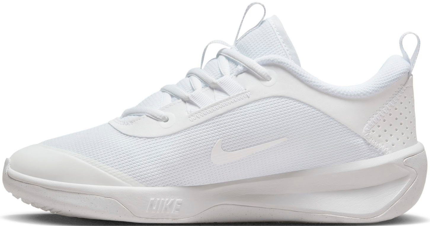 Nike OMNI MULTI-COURT INDOOR COURT (GS) Laufschuh