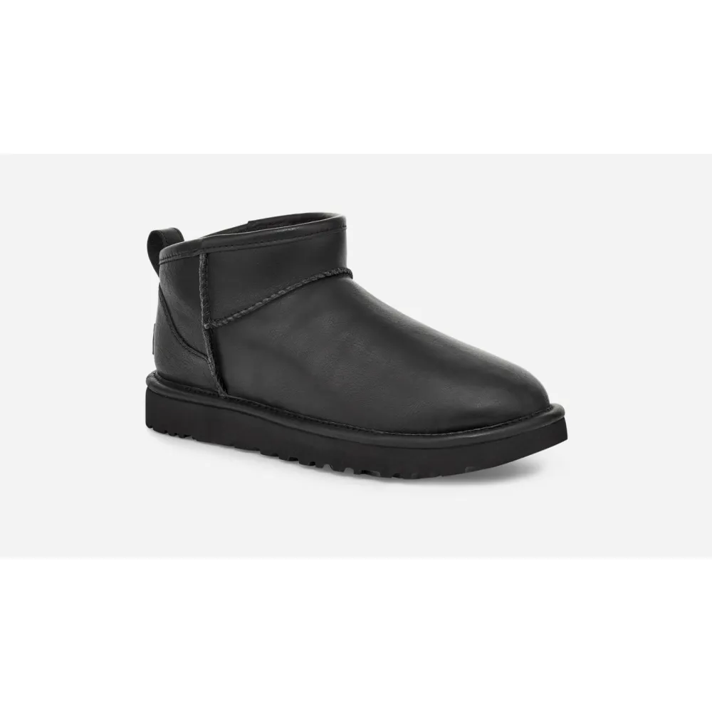 UGG Classic Ultra Mini W 1117534-BLK / schwarz