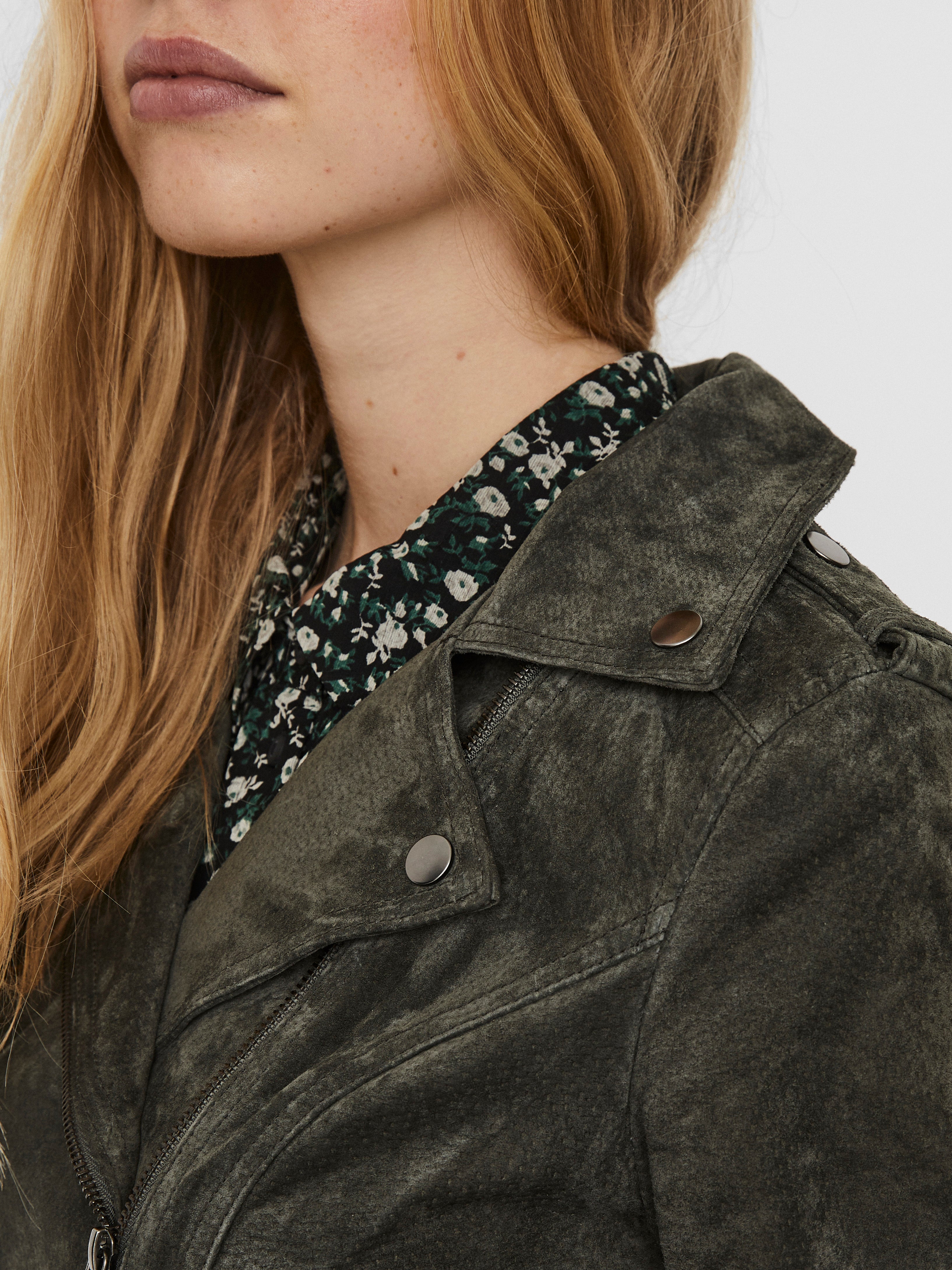 VMROYCE Jacke