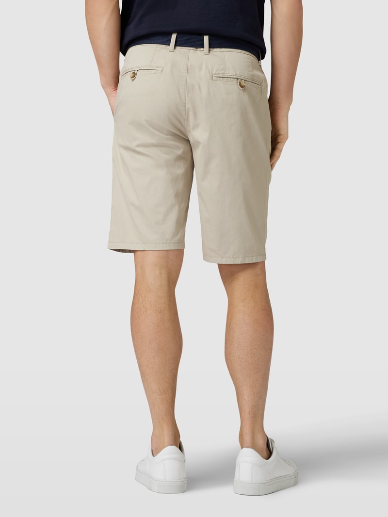 Bermudas mit Stoffgürtel in sand
