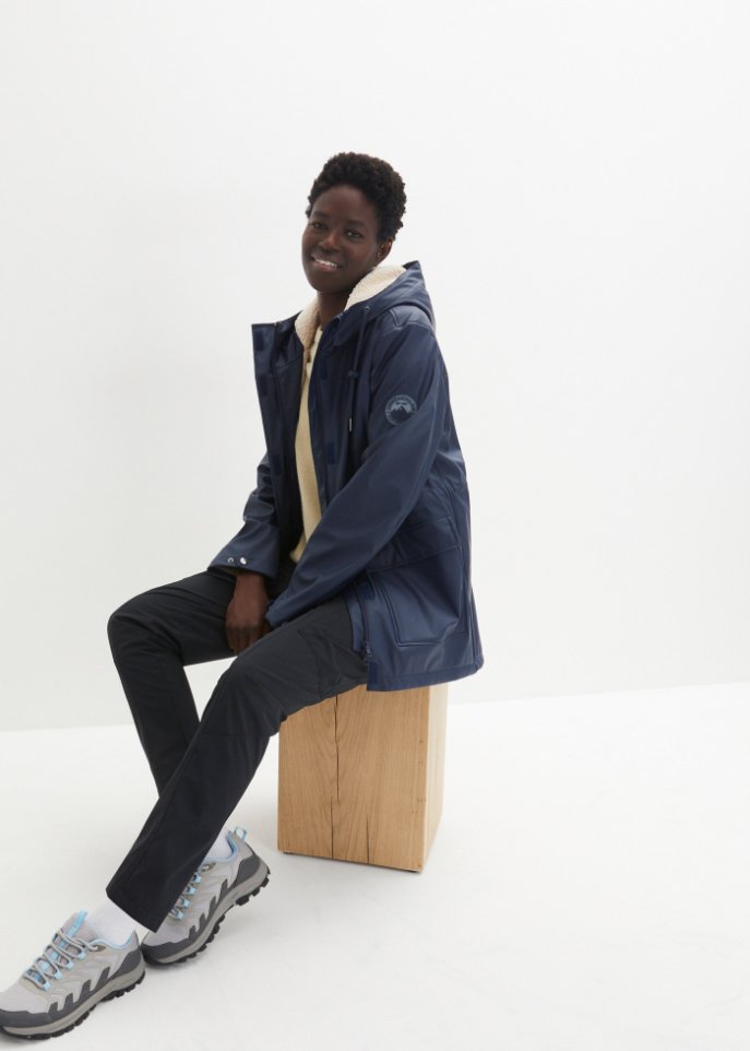 Regenjacke mit Teddyfutter aus wasserdichtem Material