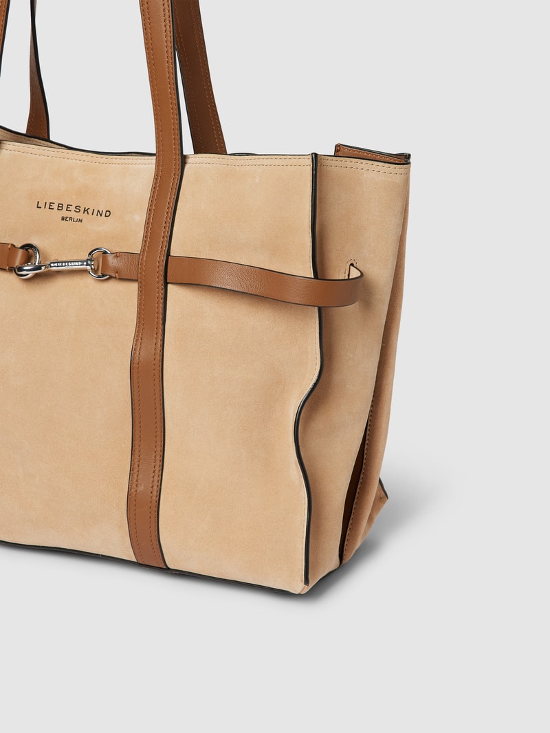 Shopper mit Label-Details Modell 'Mara' in sand