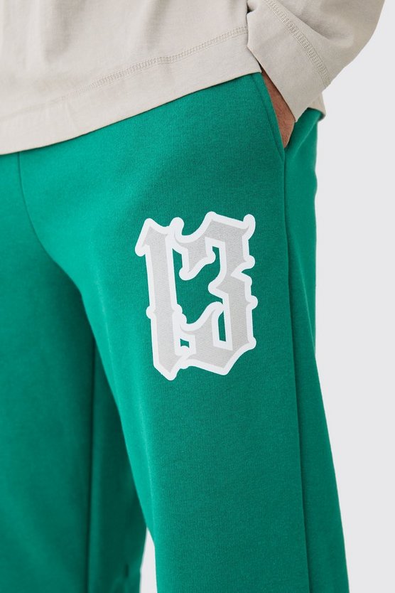 Jogginghose mit geradem Bein und 13 Print