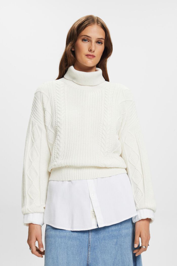 Rollkragenpullover aus Zopfstrick