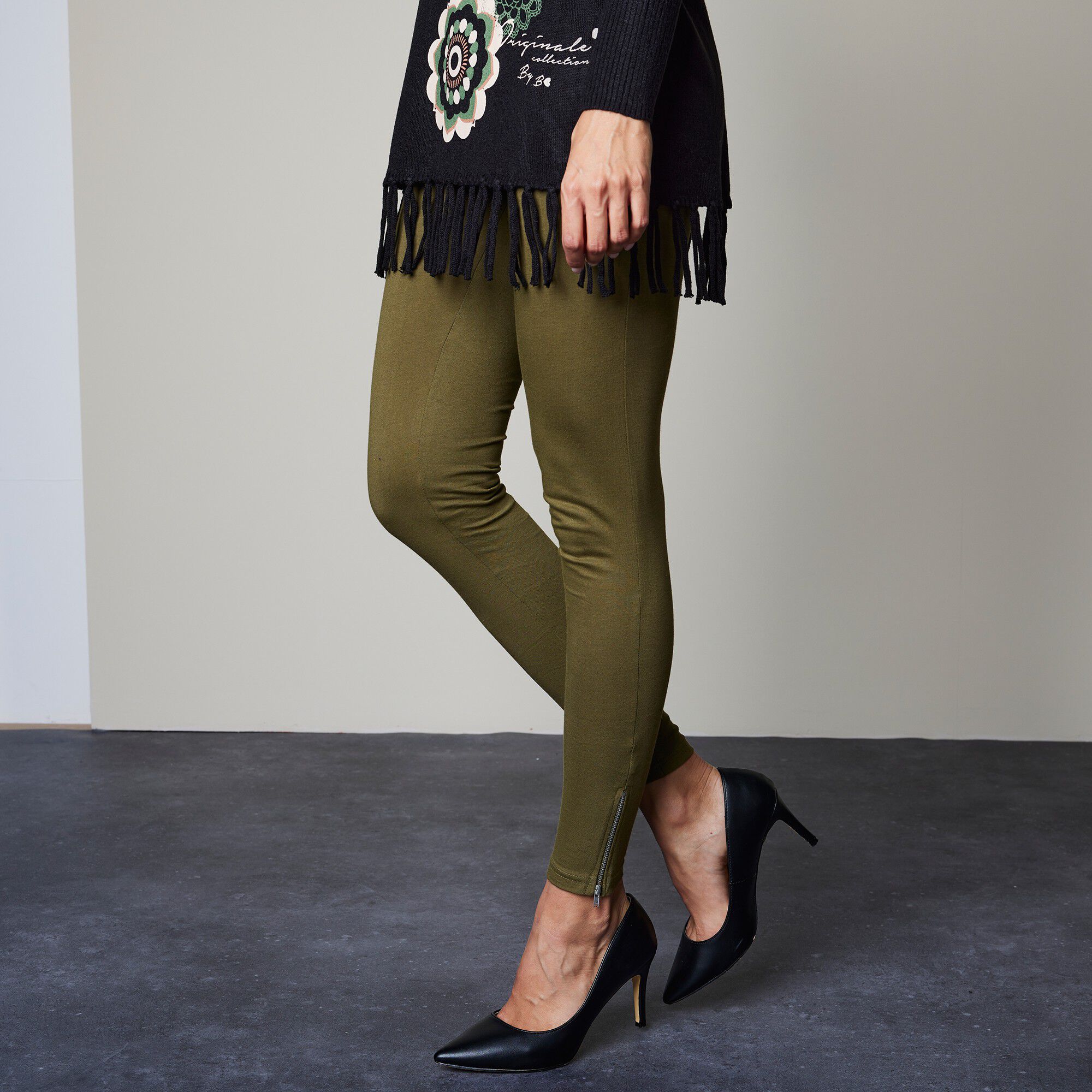 Legging bas de jambe zippé, taille élastiquée