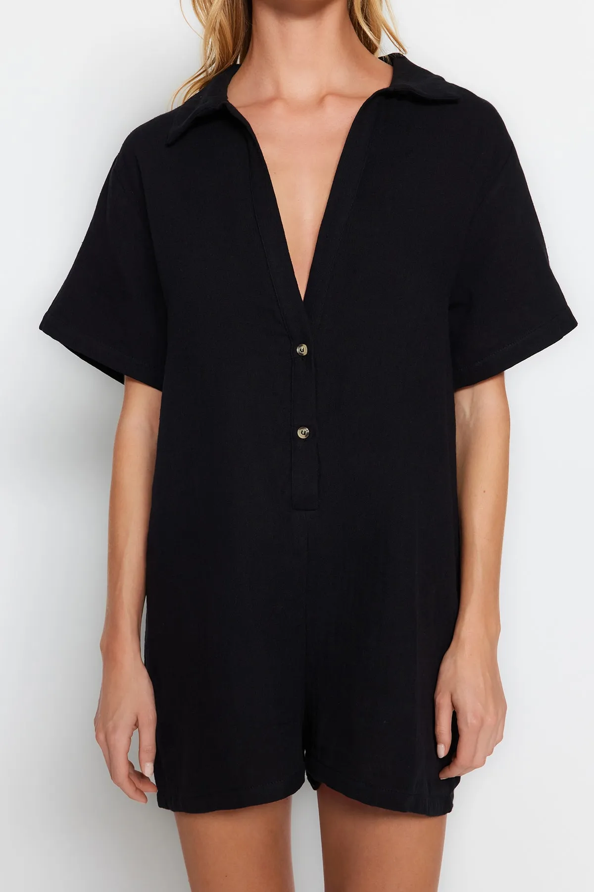 Trendyol Collection  Schwarzer, weit geschnittener Overall aus gewebtem Musselin aus 100 % Baumwolle TBESS23TU00001