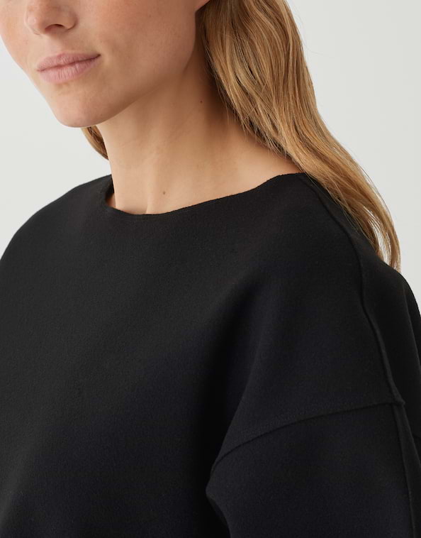 Sweater Gudila