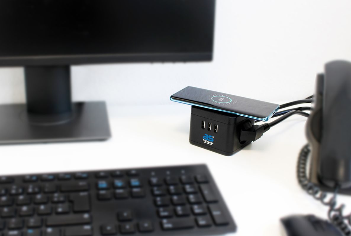 Schwabe 18220 Steckdosenleiste Turm, 2 x geerdet, 3 x USB mit Induktionsladegerät, 1,5 m Kabel