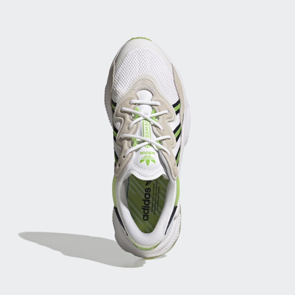 adidas Ozweego Manchester United HP7801 / weiss