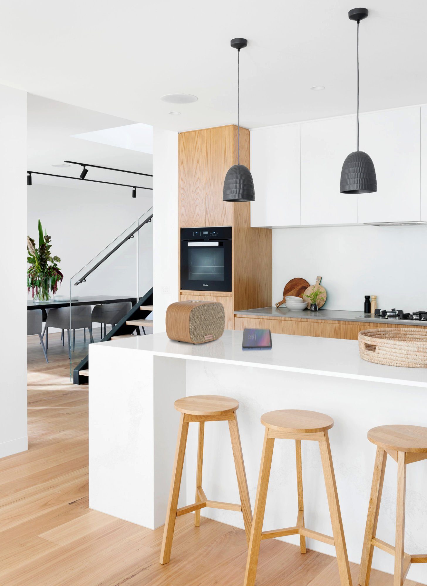 Bennett & Ross Sunderskog Bluetooth Lautsprecher Stereoanlage (60 W, Soundbox mit furniertem Holz-Gehäuse)