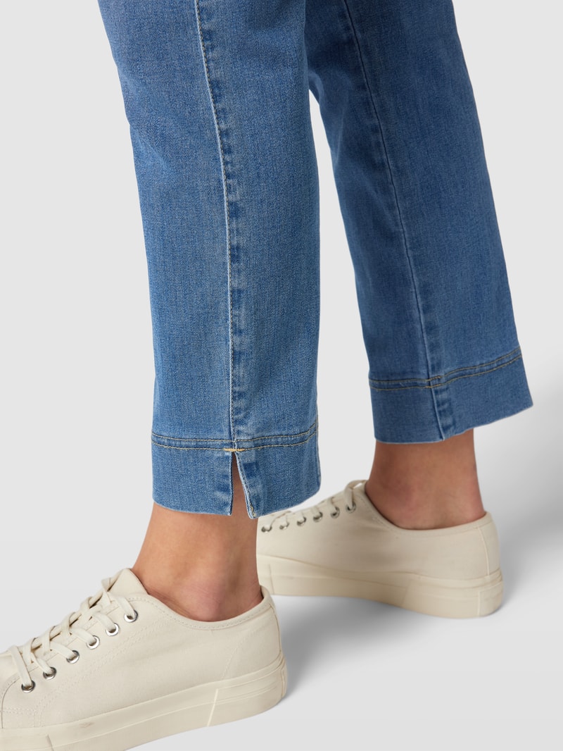 Slim Fit Jeans mit angedeuteten Eingrifftaschen Modell 'IGOR' in blau