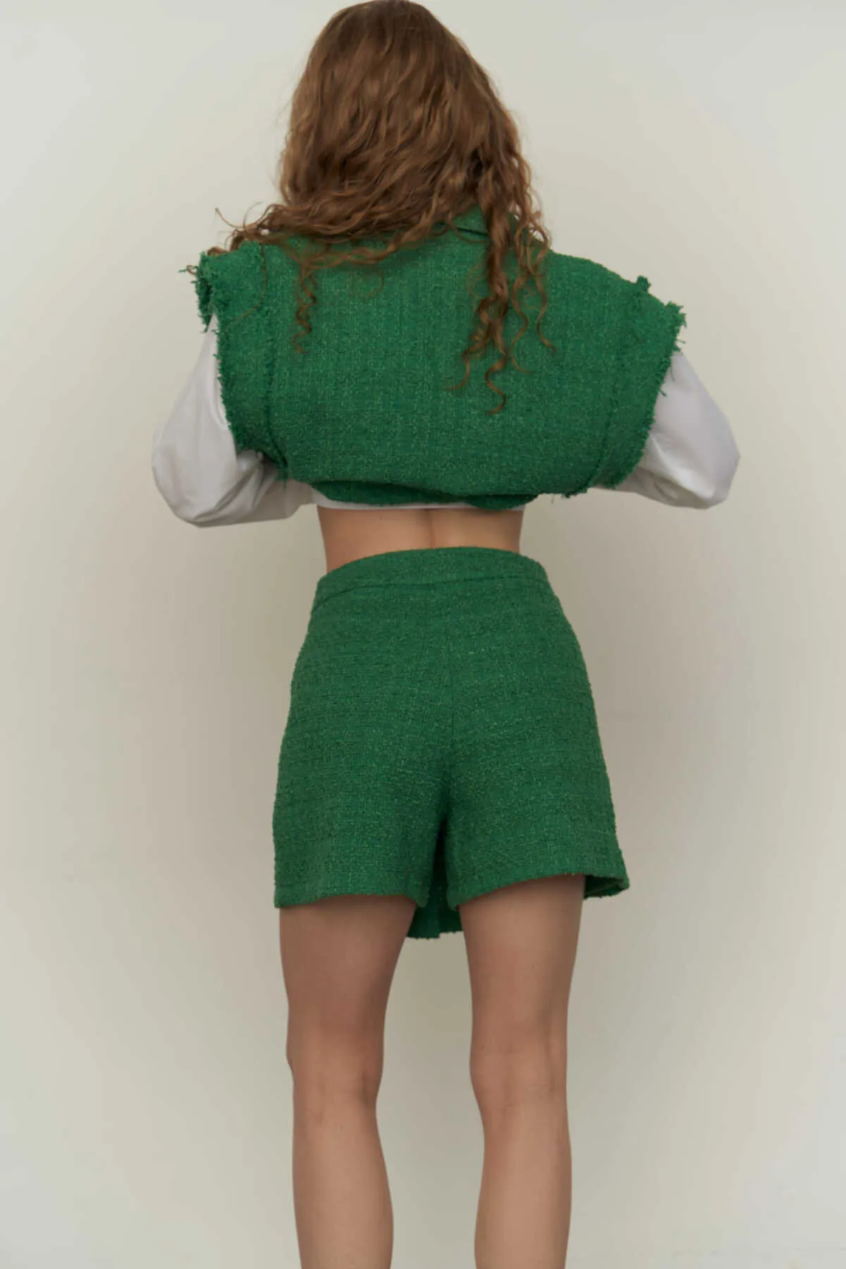 MCLLCTN  Agnes Benetton Weste Shorts Rock Set