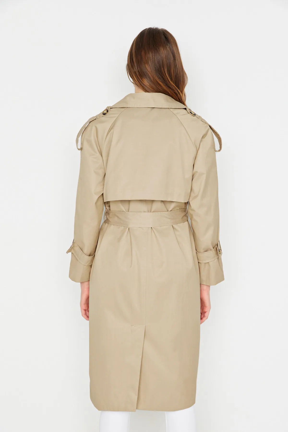Trendyol Collection  Beiger wasserabweisender Trenchcoat mit Gürtel TWOSS20TR0012