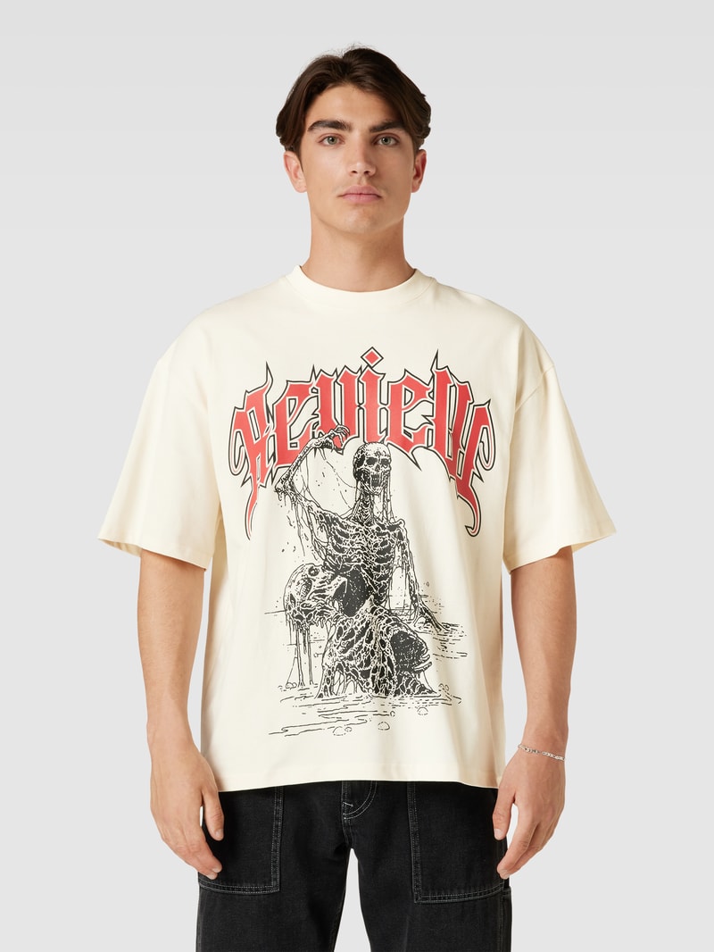 T-Shirt mit Label-Print in ecru